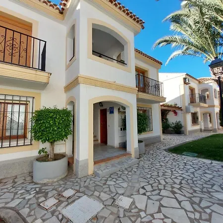 Superior Beach Apartment *